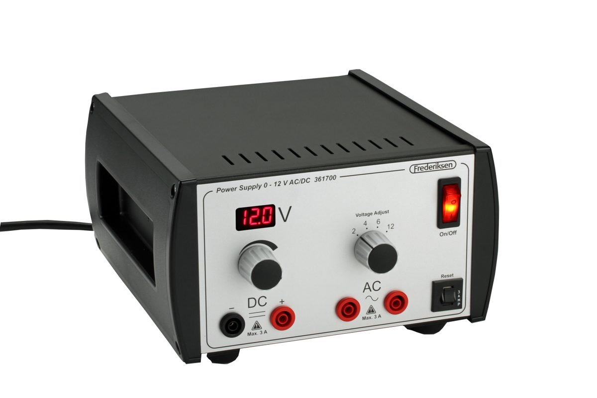Power supply, 12 V, AC/DC, 3 A, with display