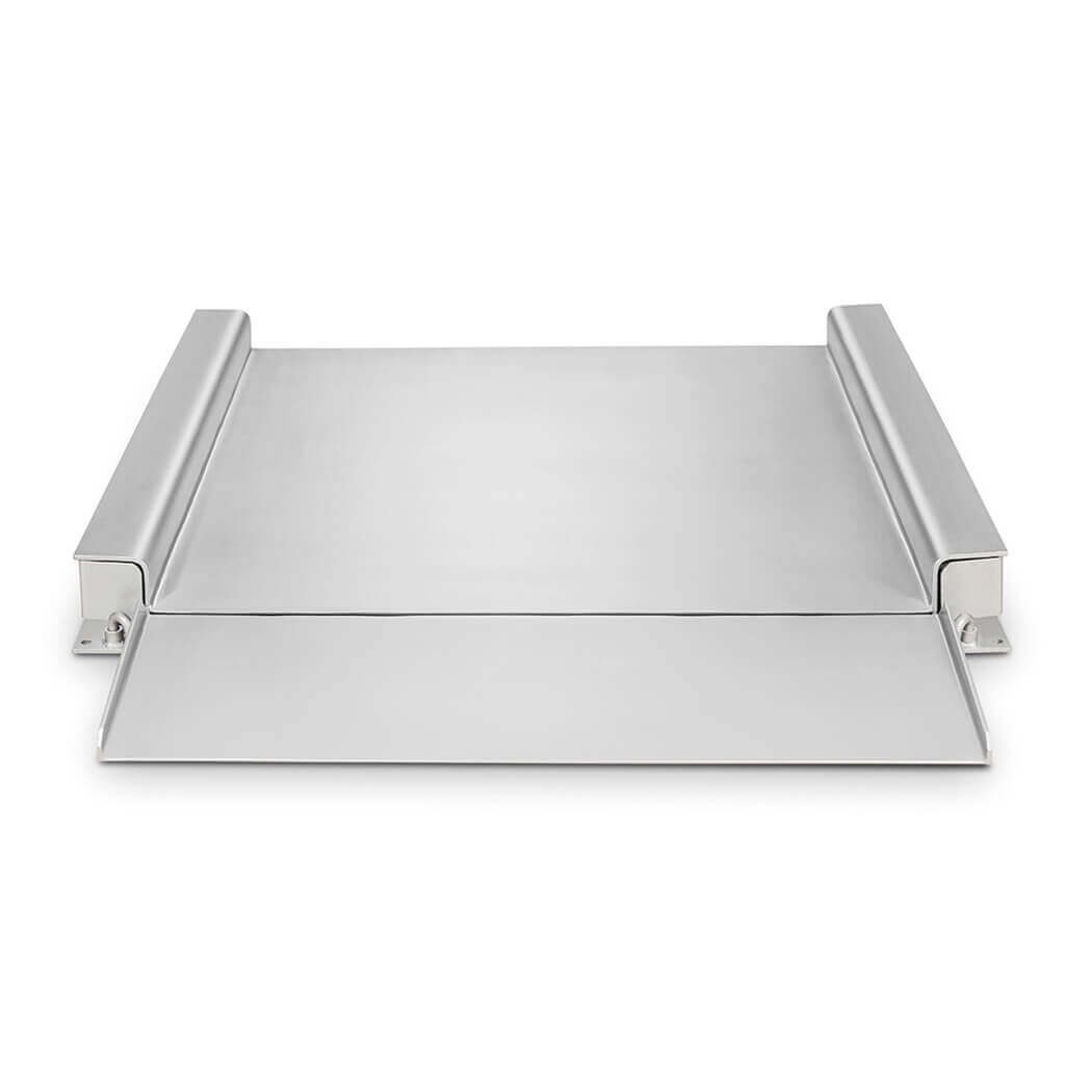 Defender™ 5000 washdown low-profile floor platforms