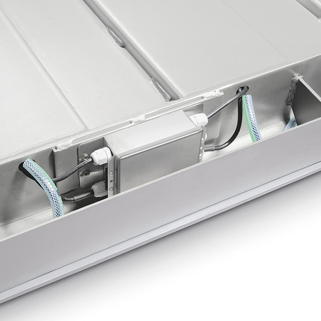 Defender™ 5000 washdown low-profile floor platforms