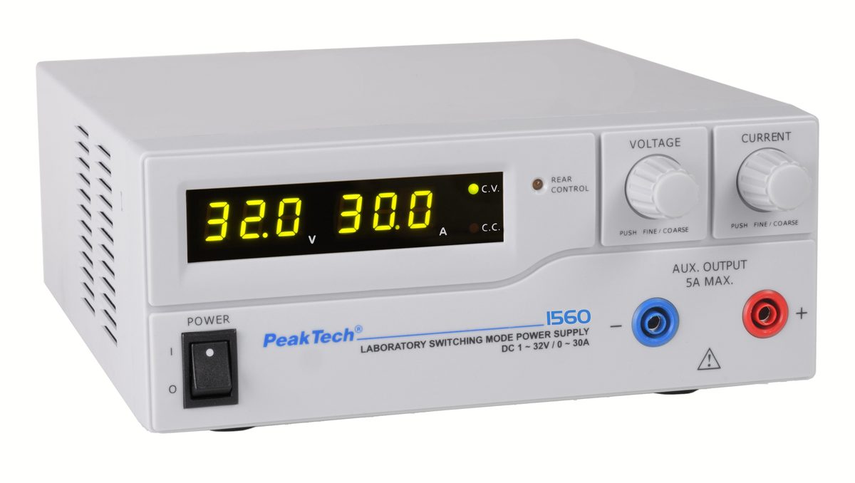 Līdzstrāvas laboratorijas barošanas avots, 1 - 32 V / 0 - 30 A, P 1560