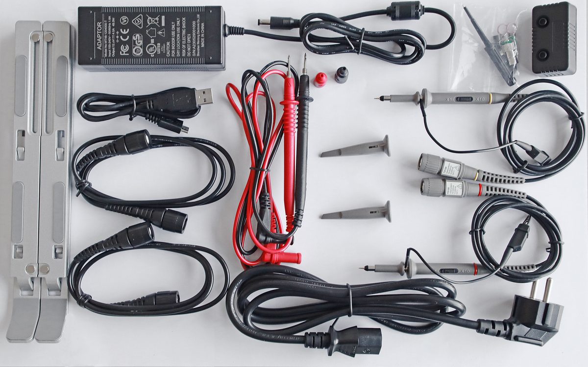 Planšetveida osciloskops, 70 MHz, 2 kanāli, 1 GS/s, P 1206