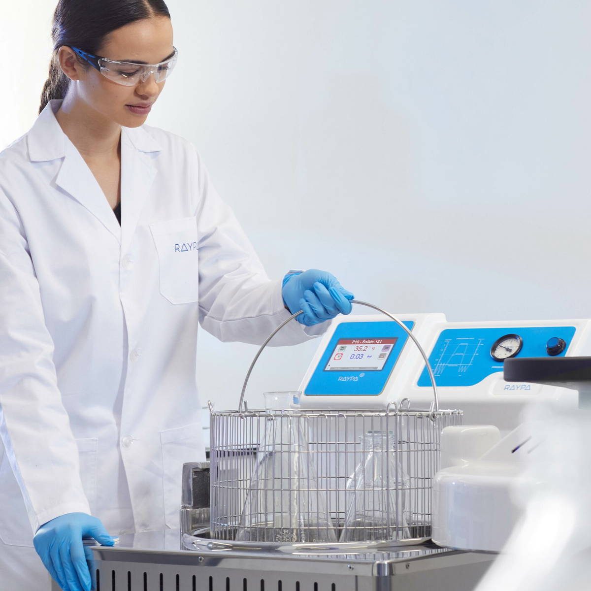 Vertikālie laboratorijas autoklāvi ar priekšvakuumu un žāvēšanu, AE-B sērija